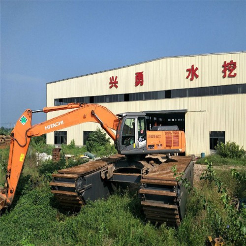 水陸兩用挖掘機