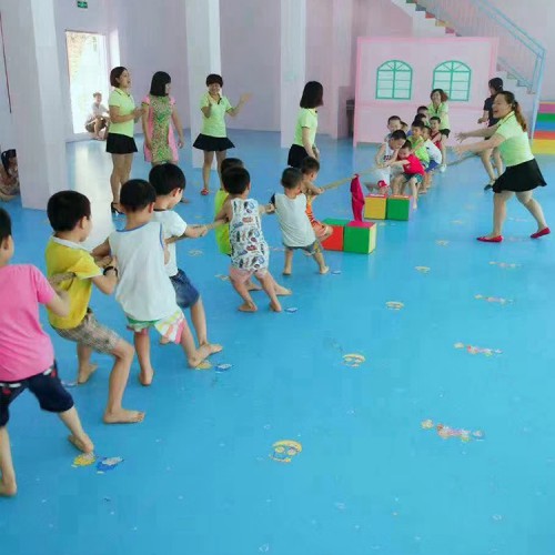 幼兒園塑膠地板幼兒園地膠