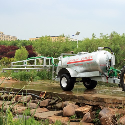 沼液施肥車 沼液還田機(jī) 養(yǎng)殖場用的畜禽糞污尿液噴灑車