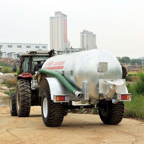 沼液撒肥機 液態肥施肥罐車 大連雨林液態撒糞機