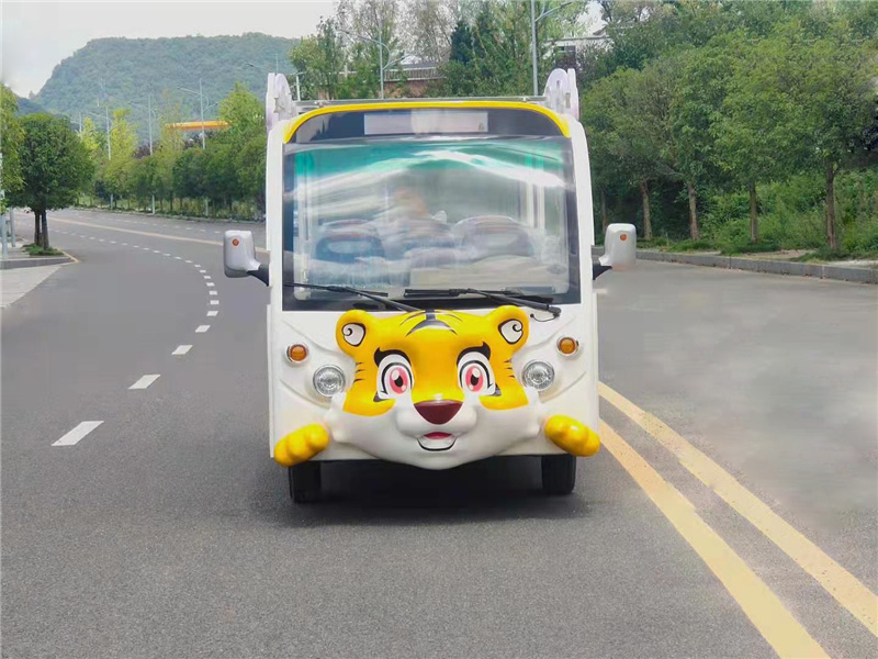 7景區(qū)游客接待車