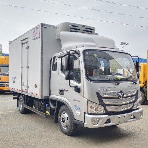 福田歐馬可158馬力排半冷藏車